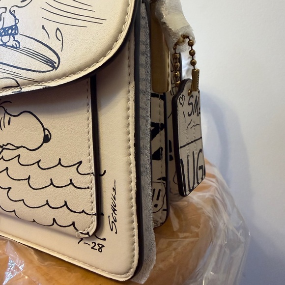 BNWT Coach x Peanuts Tabby Shoulder Bag 26 - Picture 6 of 11